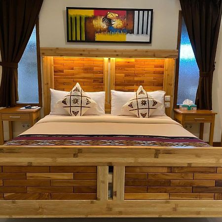 Jepara Marina Beach Bungalows Екстериор снимка