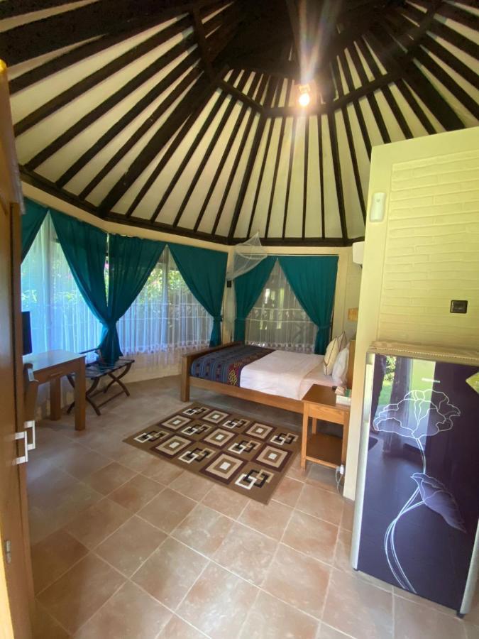 Jepara Marina Beach Bungalows Екстериор снимка