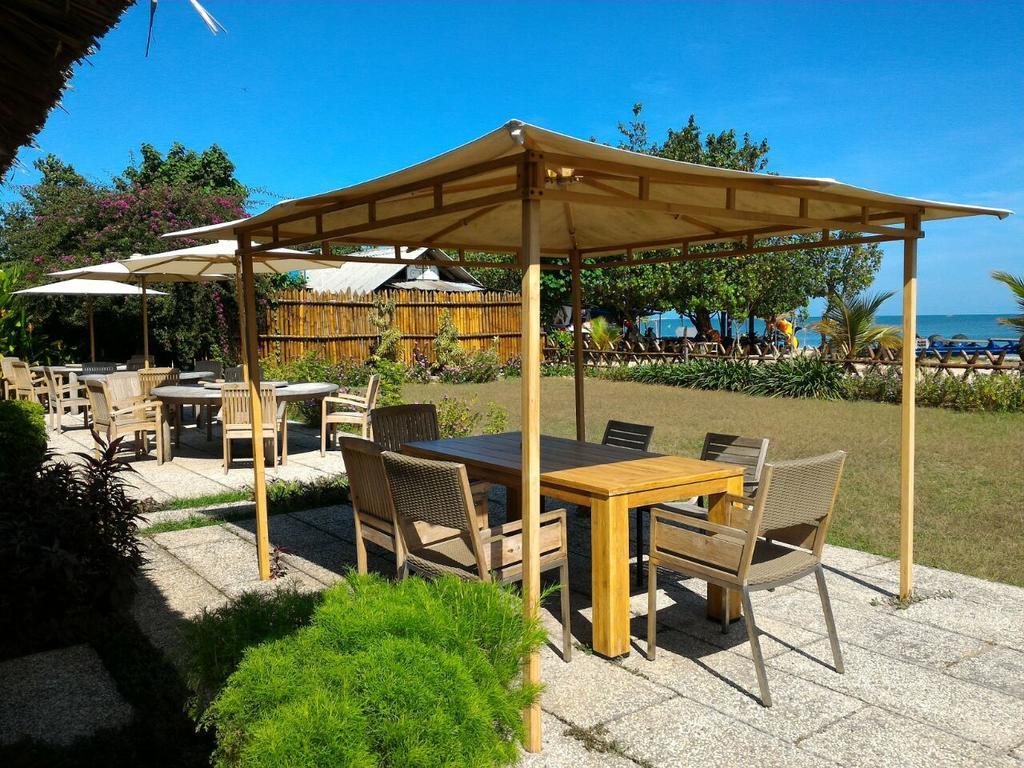 Jepara Marina Beach Bungalows Екстериор снимка